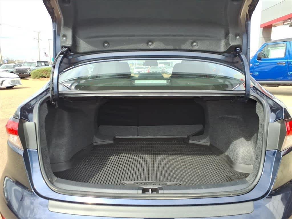 Thumbnail: 2025 Toyota Corolla - 8