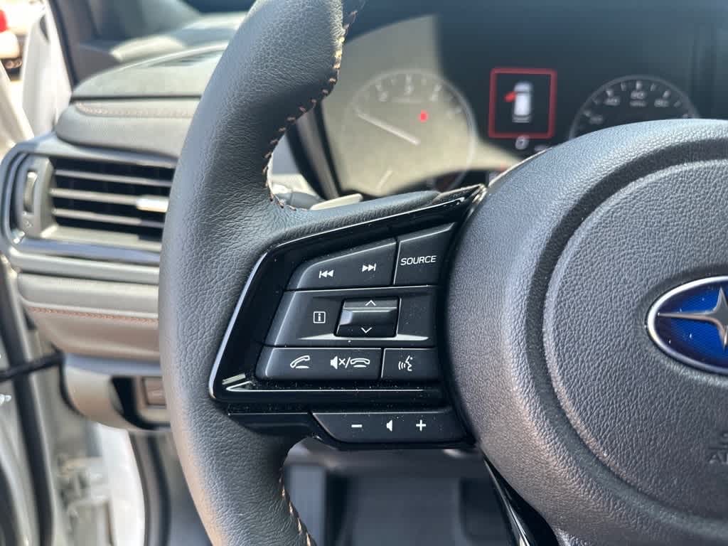 2025 Subaru Forester Touring 16