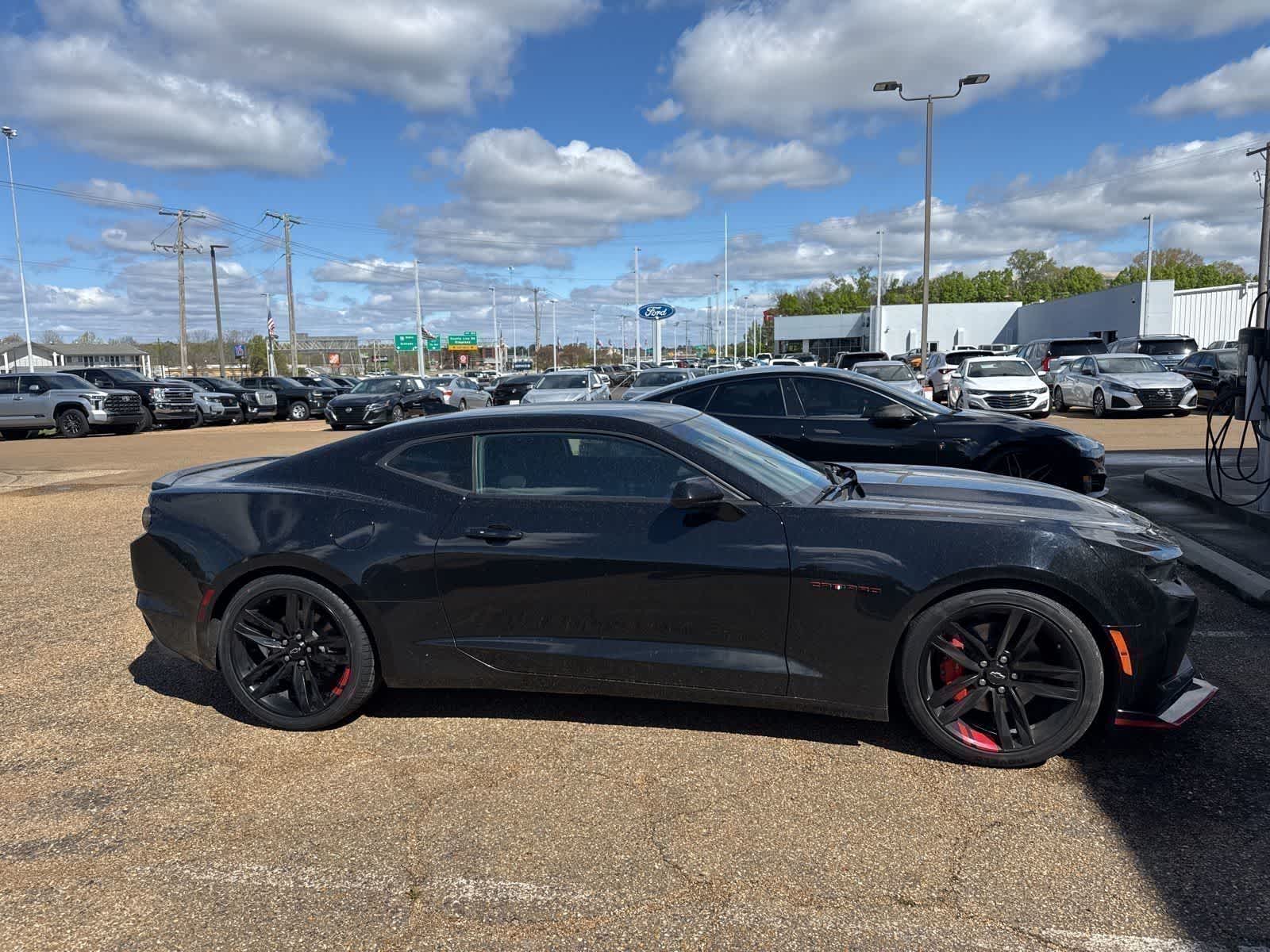 Thumbnail: 2023 Chevrolet Camaro - 3