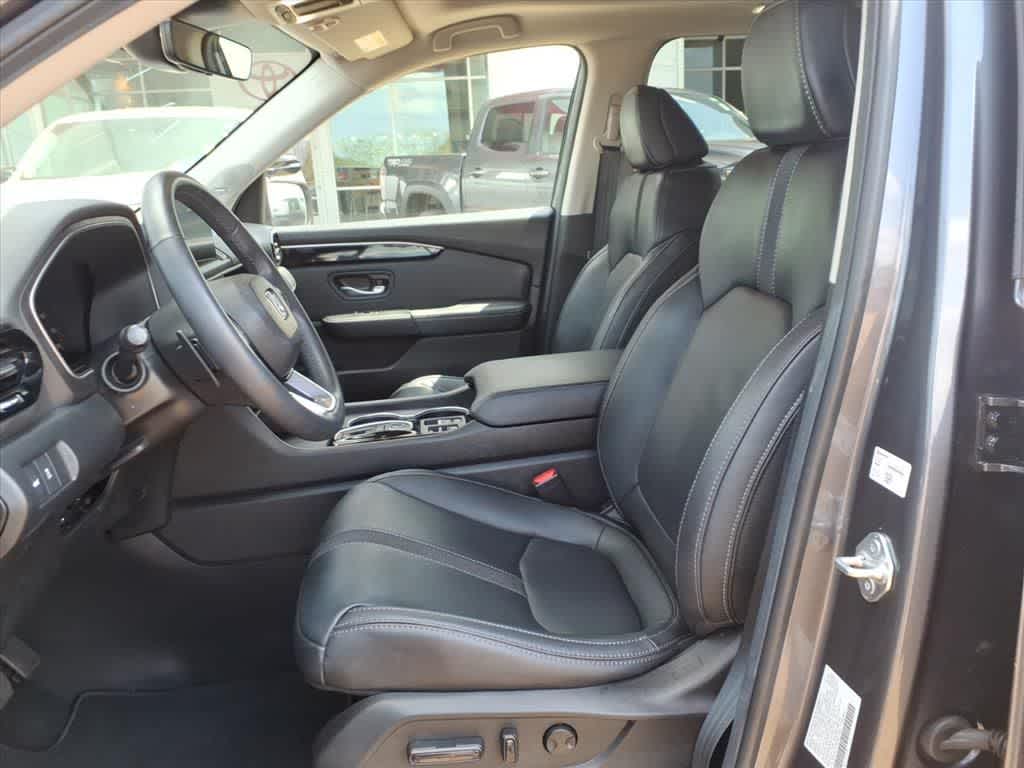 Thumbnail: 2025 Honda Pilot - 25