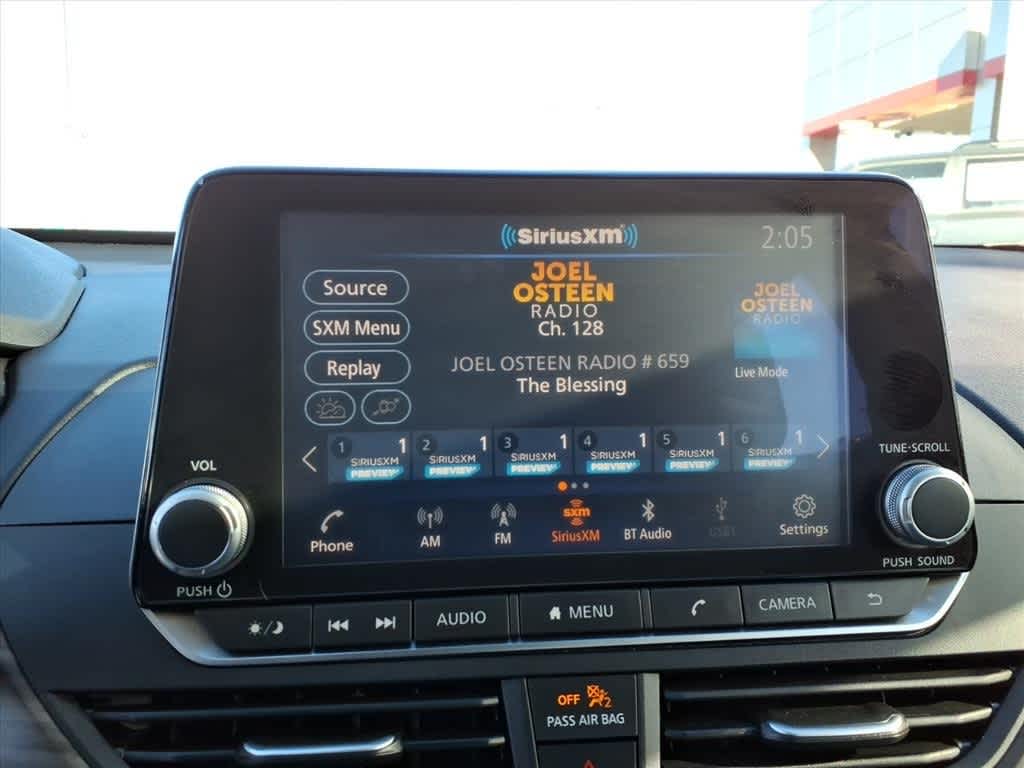 Thumbnail: 2025 Nissan Altima - 17