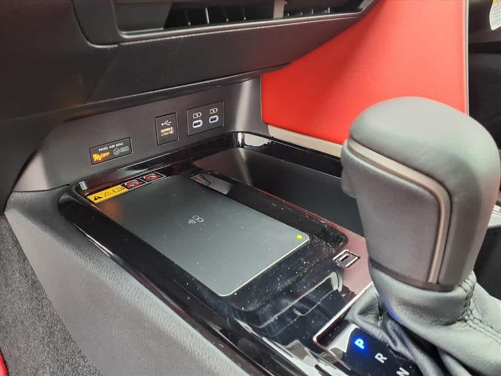 Thumbnail: 2025 Toyota Camry - 17