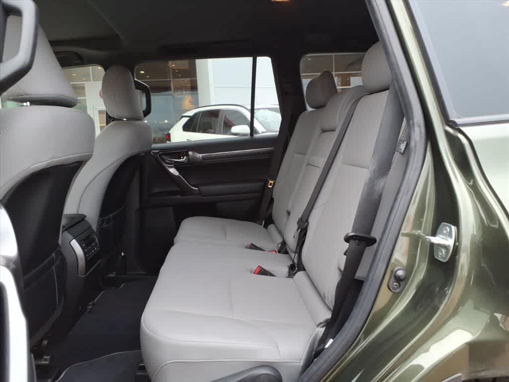 Thumbnail: 2023 Lexus GX - 30