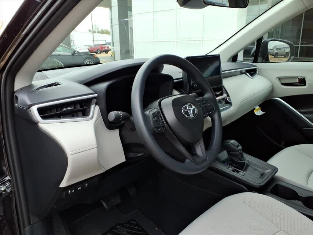 Thumbnail: 2026 Toyota Corolla Cross - 10