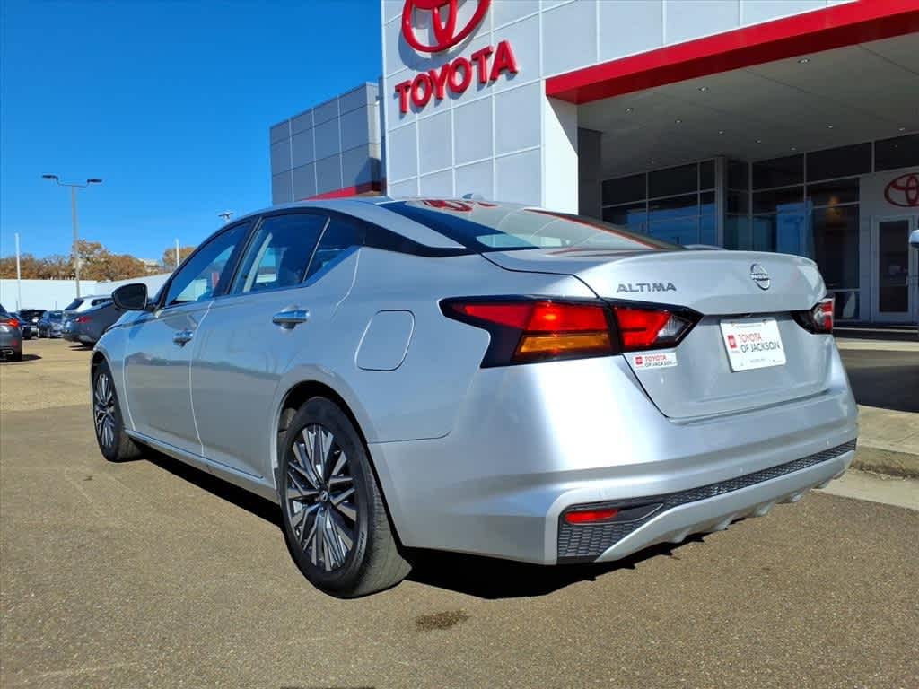 Thumbnail: 2025 Nissan Altima - 7