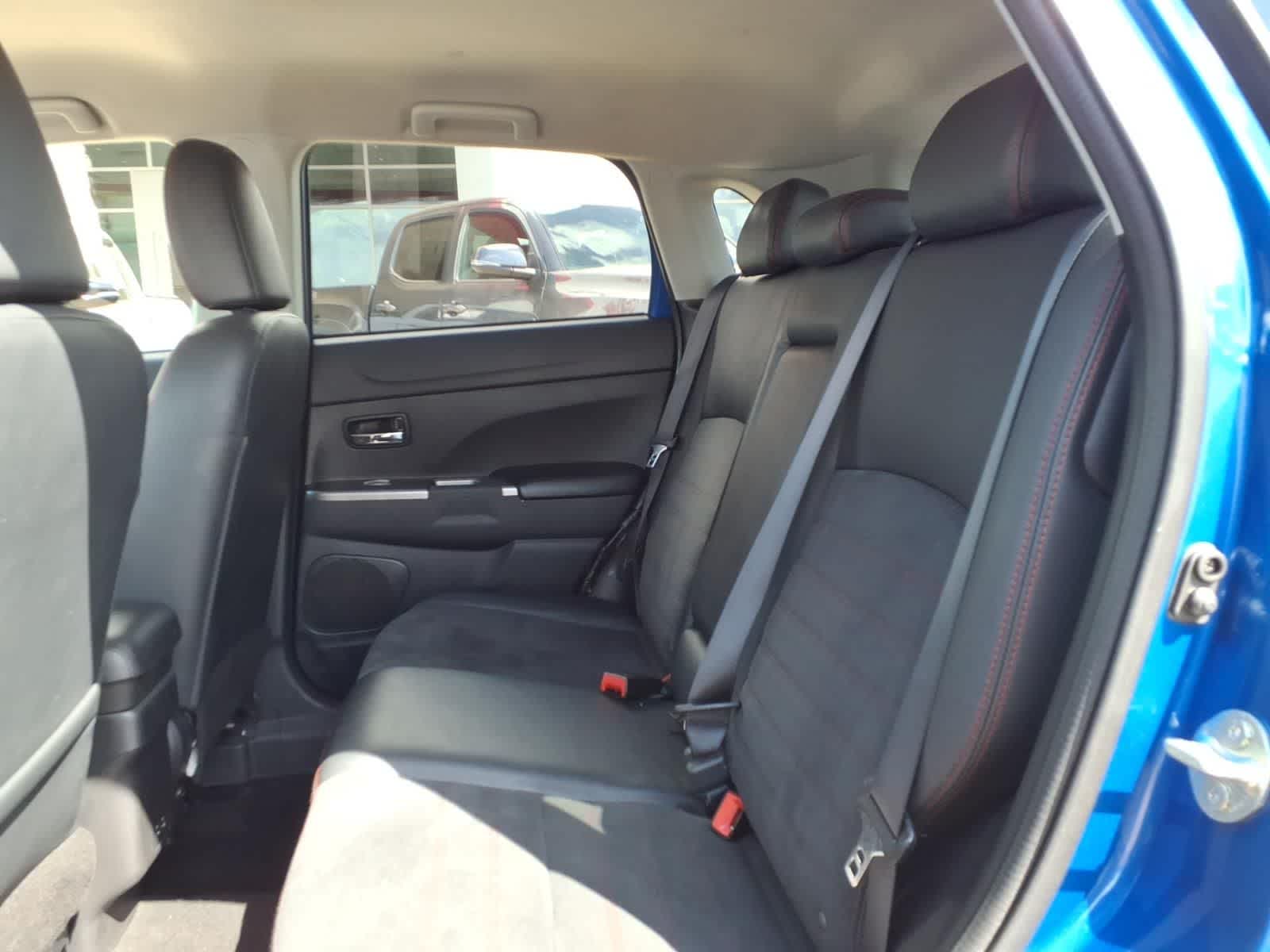 Thumbnail: 2022 Mitsubishi Outlander Sport - 28