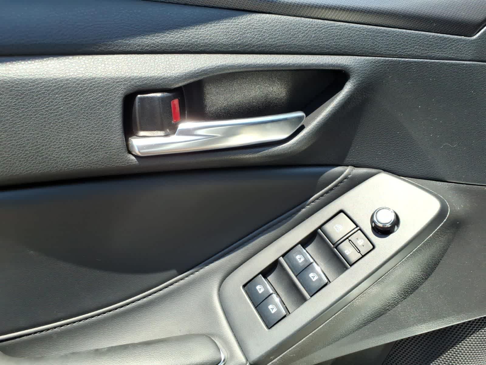 Thumbnail: 2021 Toyota Avalon - 12