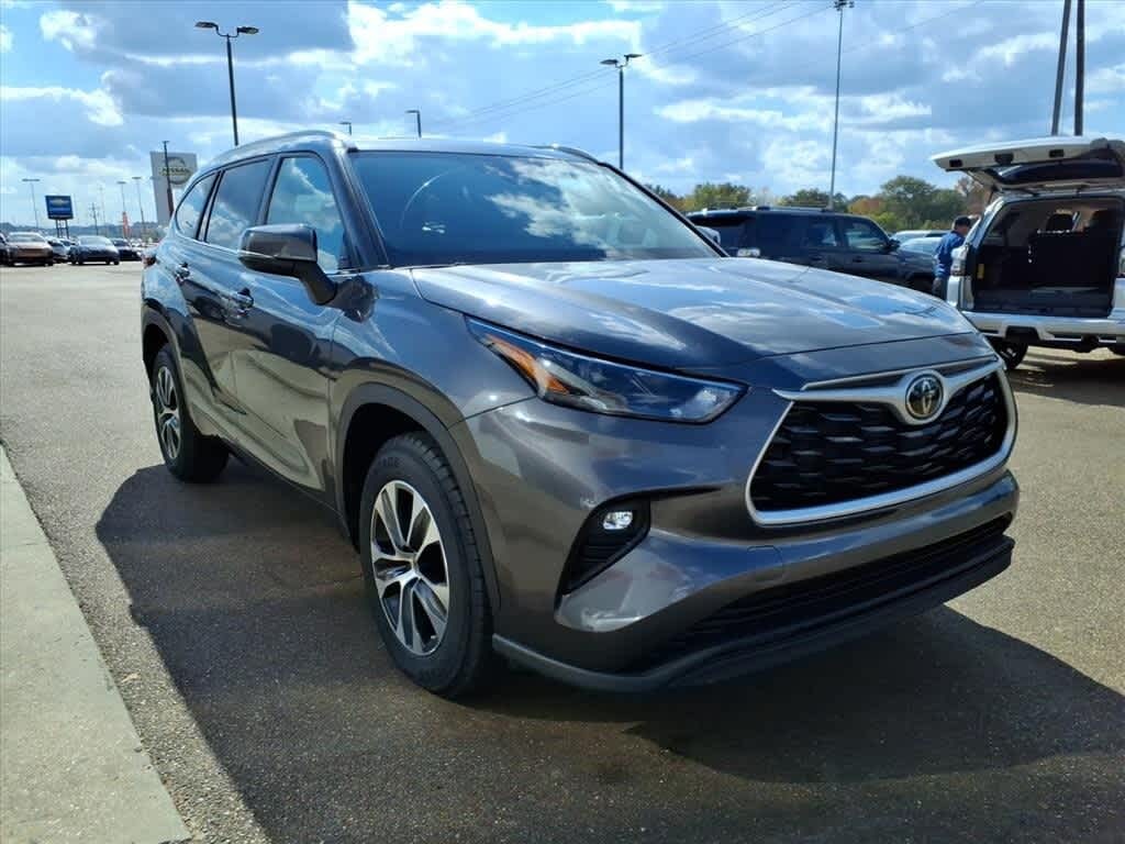 Certified 2023 Toyota Highlander L SUV