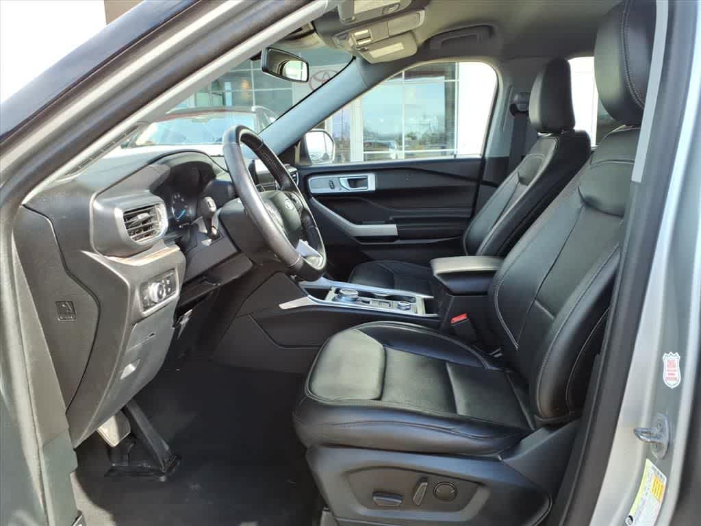 Thumbnail: 2023 Ford Explorer - 24