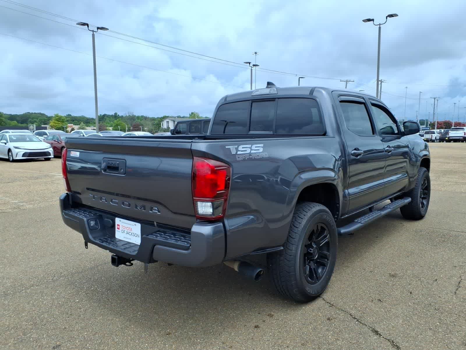 Thumbnail: 2022 Toyota Tacoma - 5