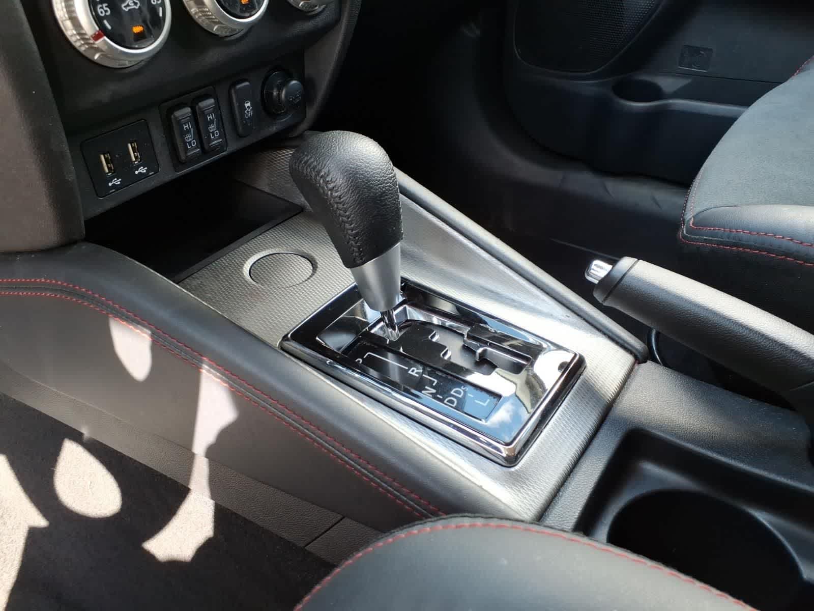 Thumbnail: 2022 Mitsubishi Outlander Sport - 21