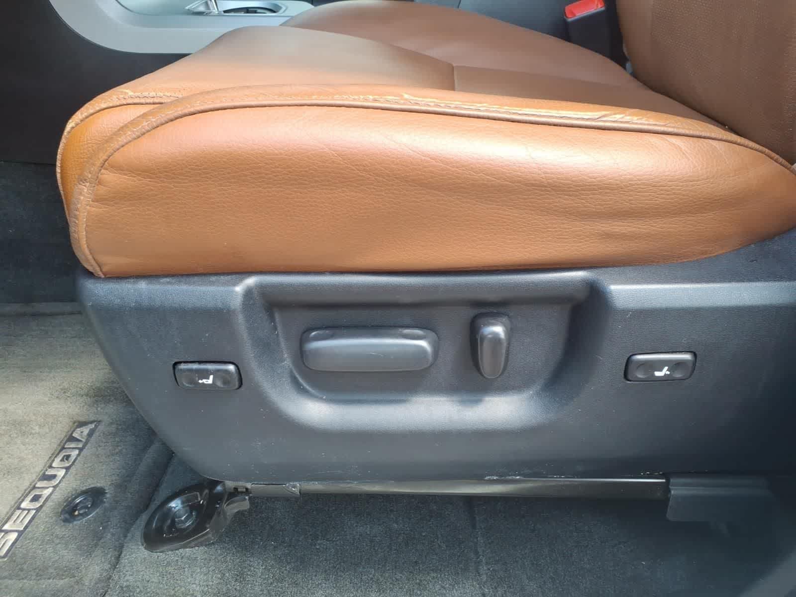 Thumbnail: 2017 Toyota Sequoia - 12