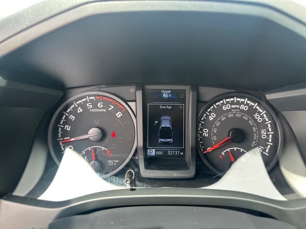 2023 Toyota Tacoma SR 17