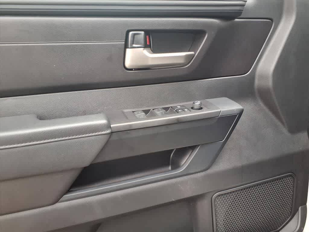 Thumbnail: 2024 Toyota Tundra - 11