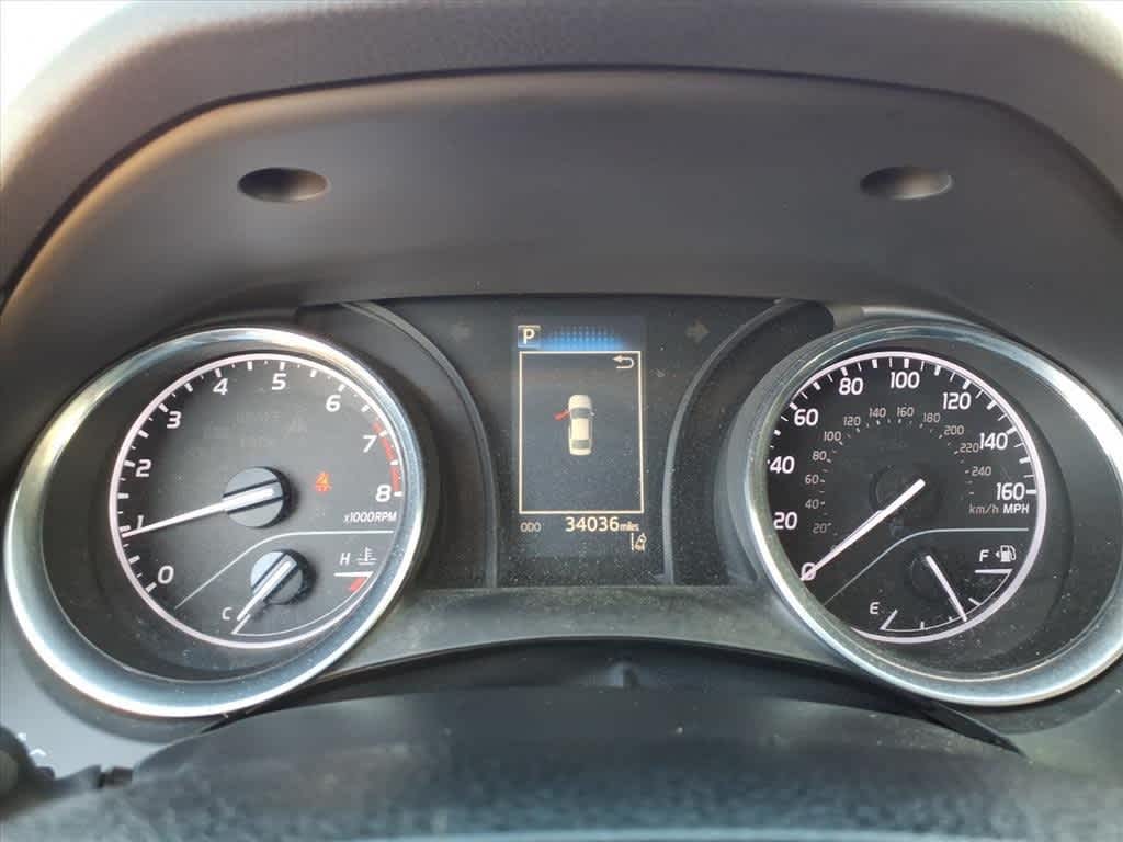 Thumbnail: 2019 Toyota Camry - 16