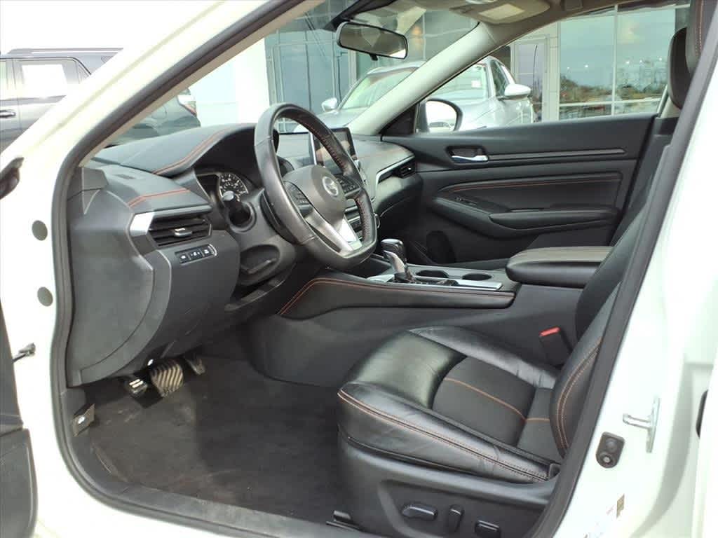 Thumbnail: 2022 Nissan Altima - 26