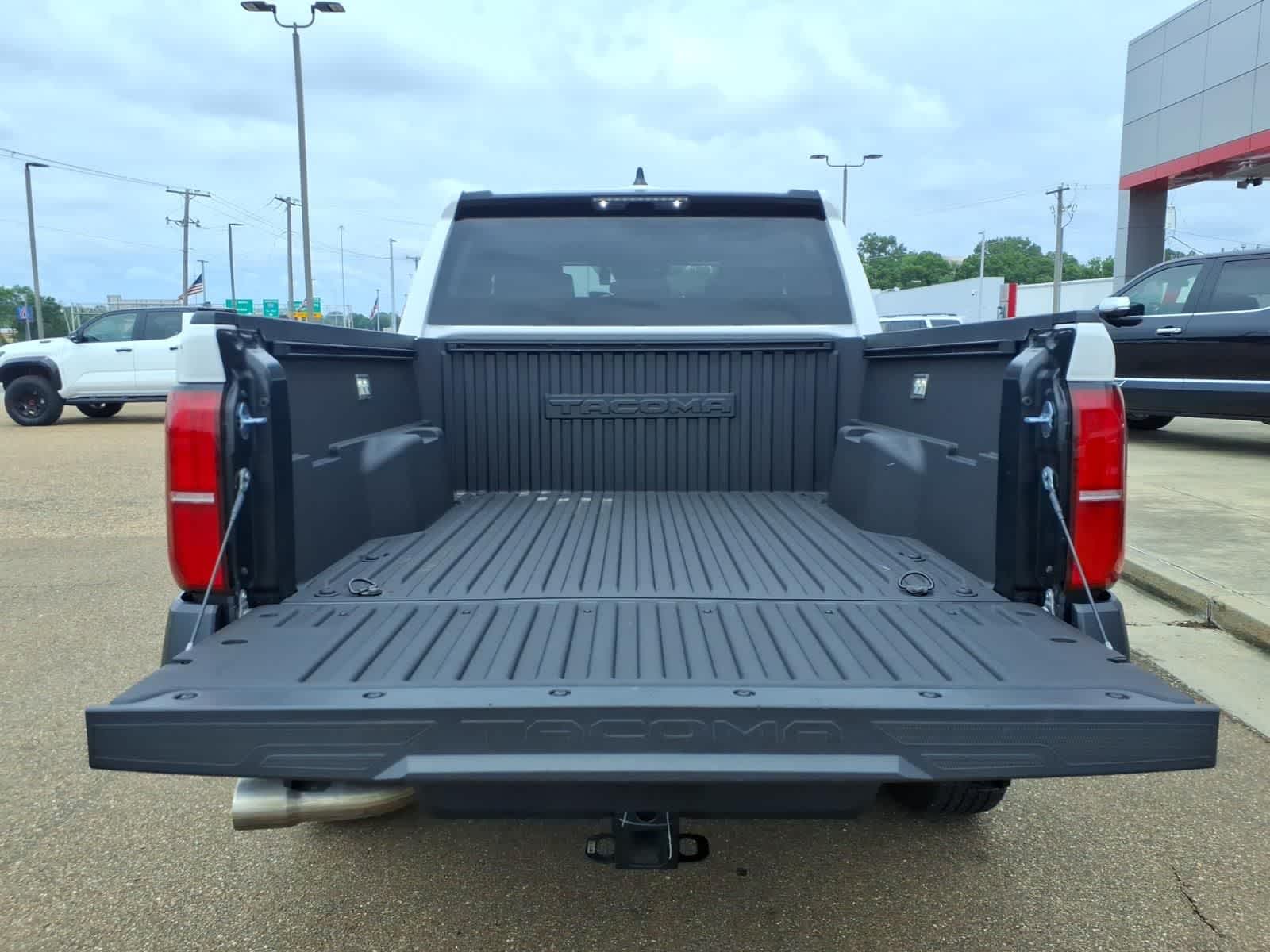 Thumbnail: 2025 Toyota Tacoma - 8