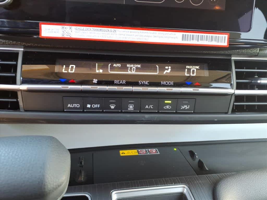 Thumbnail: 2025 Toyota Sienna - 19