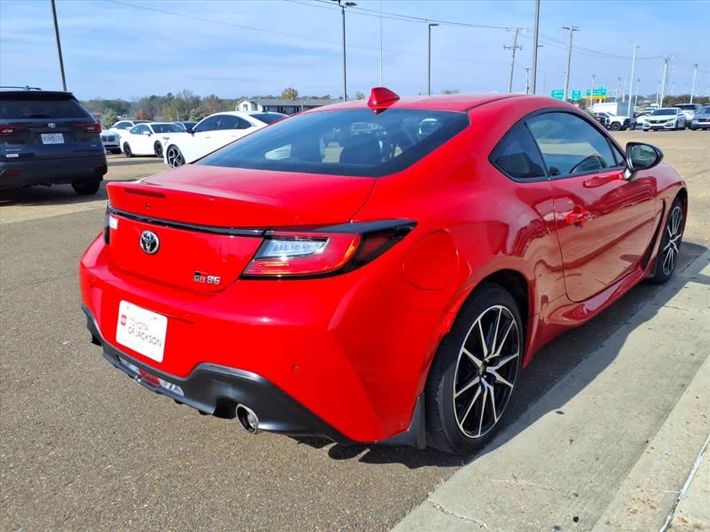 Thumbnail: 2024 Toyota GR86 - 5