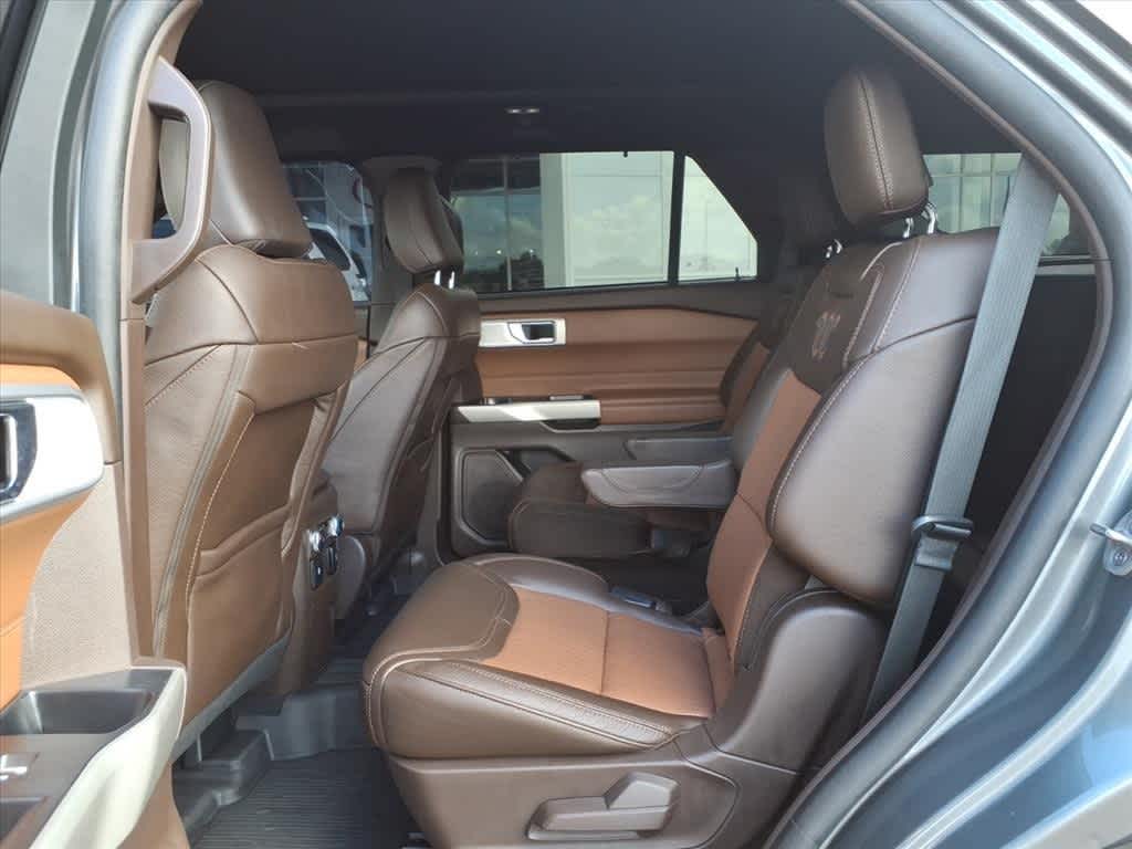 Thumbnail: 2022 Ford Explorer - 27