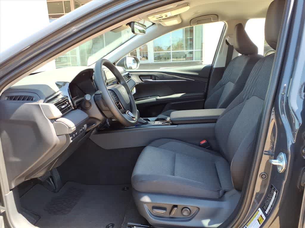 Thumbnail: 2026 Toyota Camry - 24