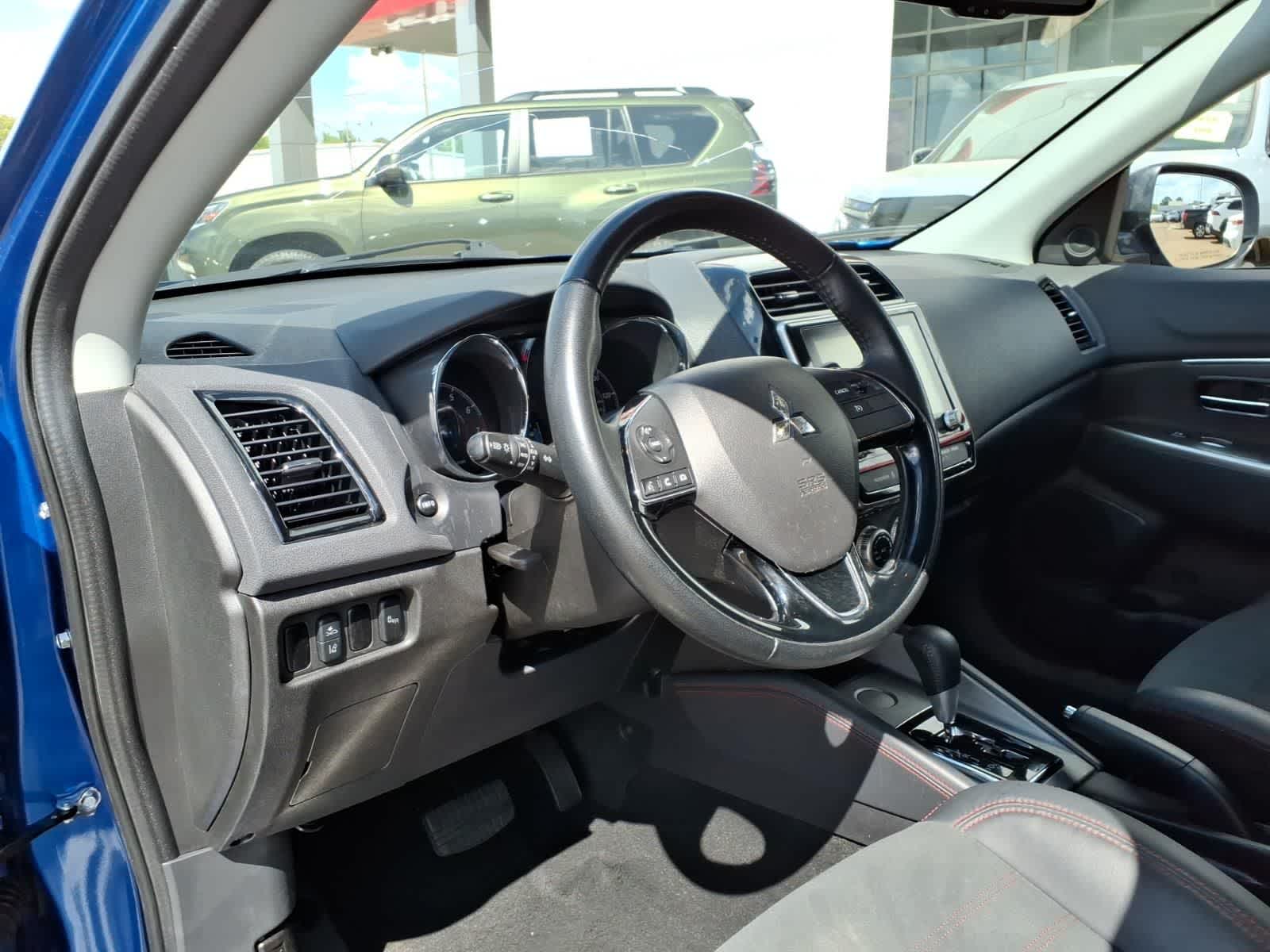 Thumbnail: 2022 Mitsubishi Outlander Sport - 10