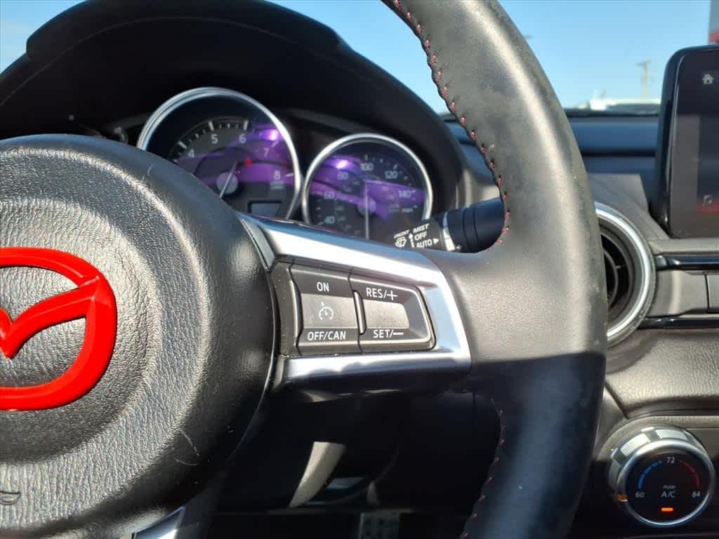 Thumbnail: 2019 Mazda MX-5 Miata - 13