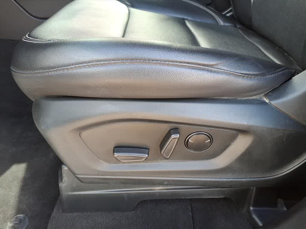 Thumbnail: 2023 Ford Explorer - 12