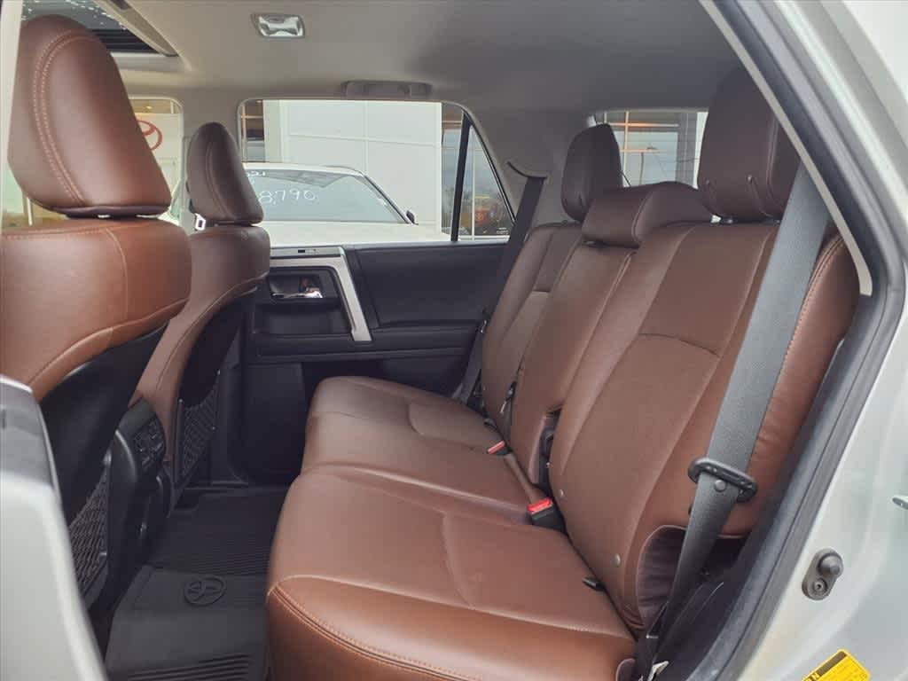 Thumbnail: 2022 Toyota 4Runner - 24