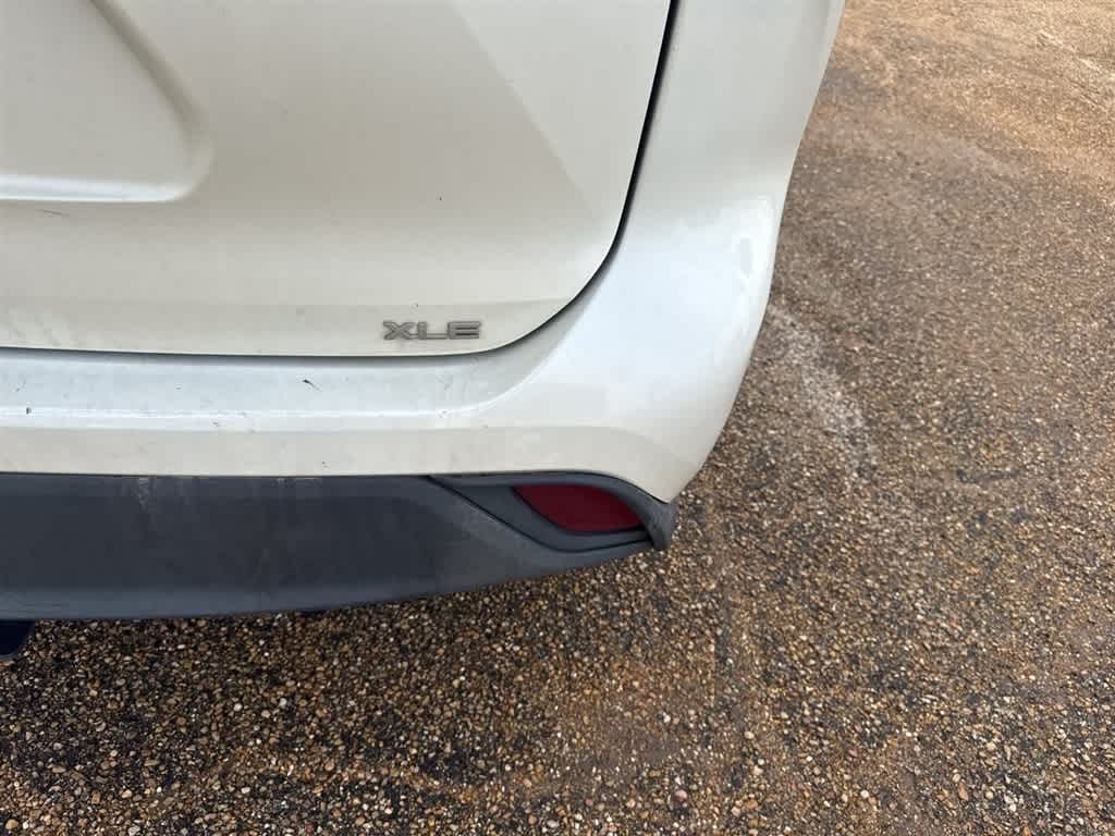 Thumbnail: 2021 Toyota Highlander - 5