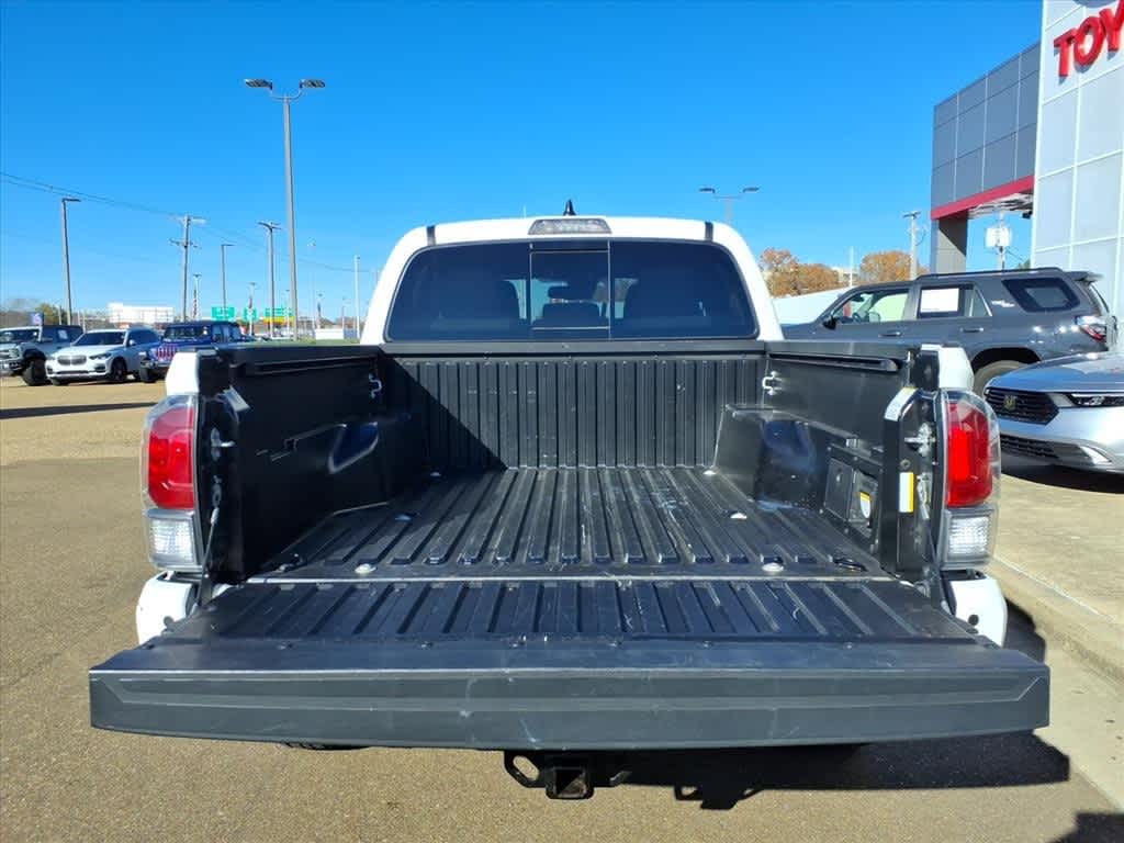 Thumbnail: 2023 Toyota Tacoma - 9
