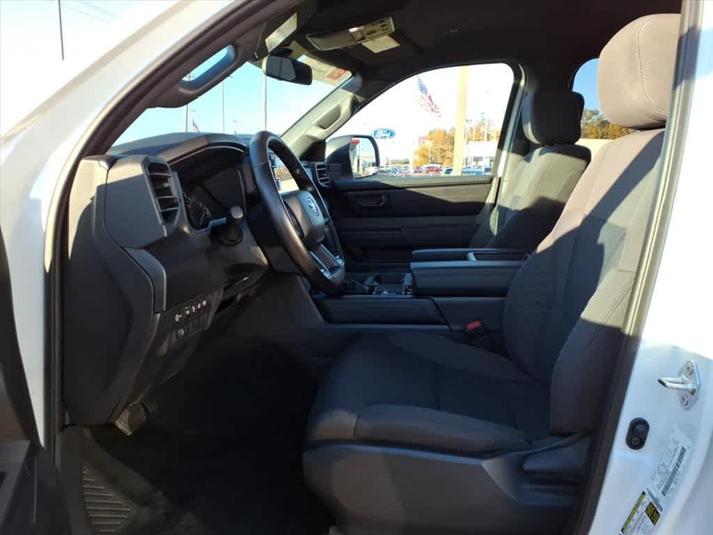 Thumbnail: 2025 Toyota Tundra - 24