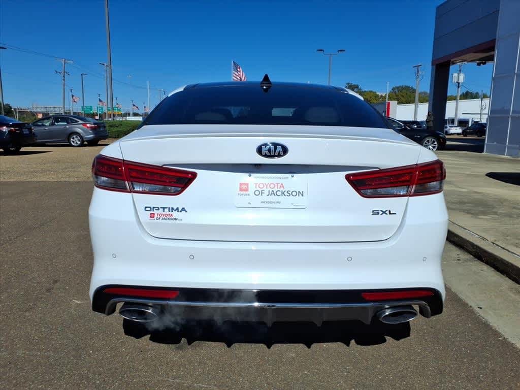 Thumbnail: 2016 Kia Optima - 6