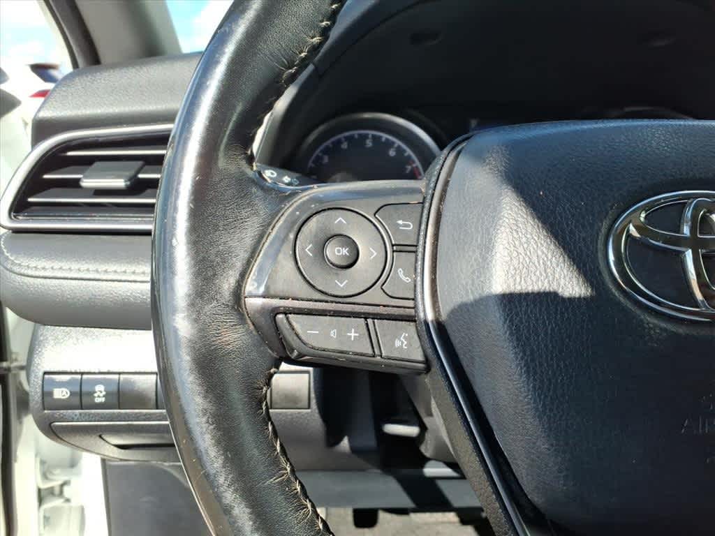 Thumbnail: 2021 Toyota Camry - 14