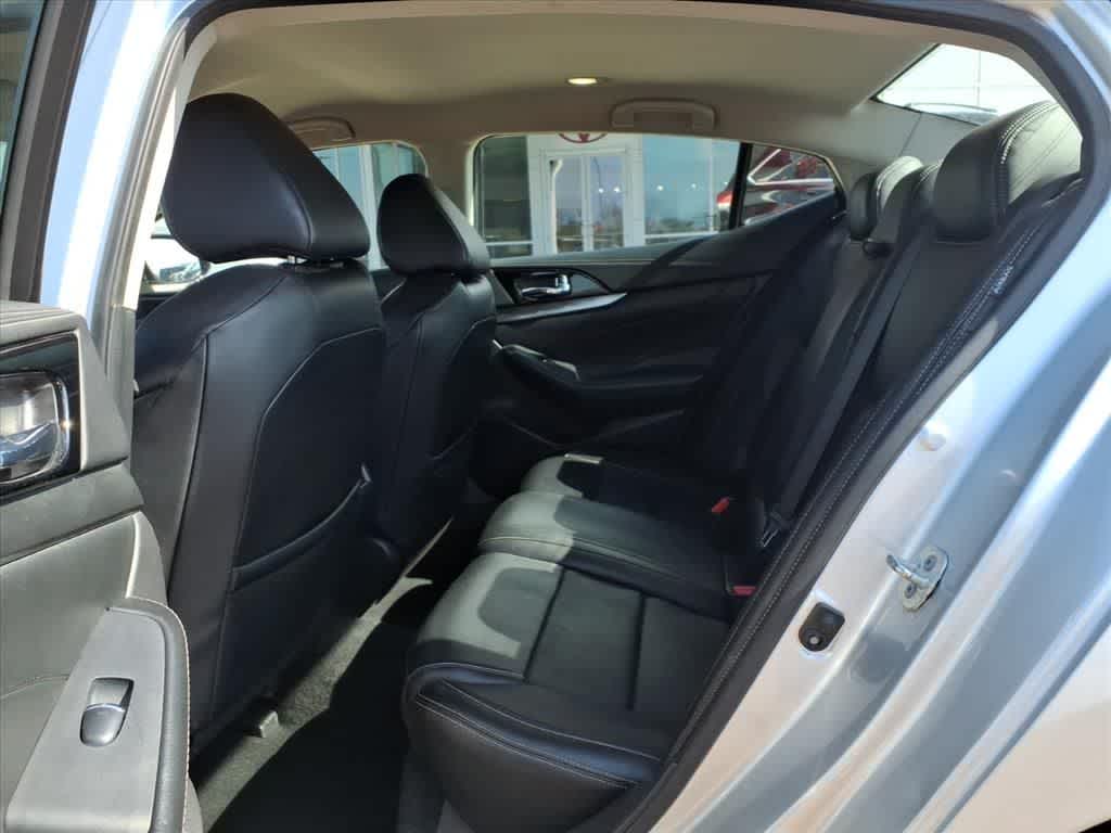 Thumbnail: 2021 Nissan Maxima - 27