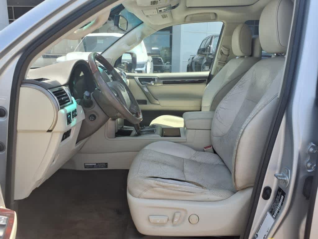 Thumbnail: 2012 Lexus GX - 22