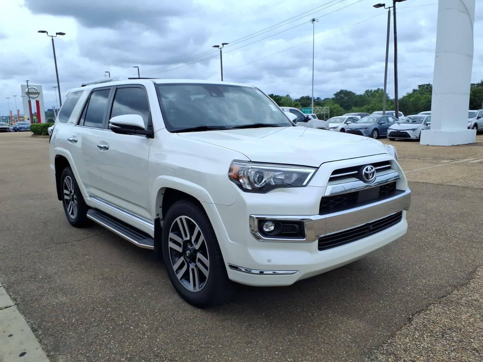 Thumbnail: 2022 Toyota 4Runner - 3
