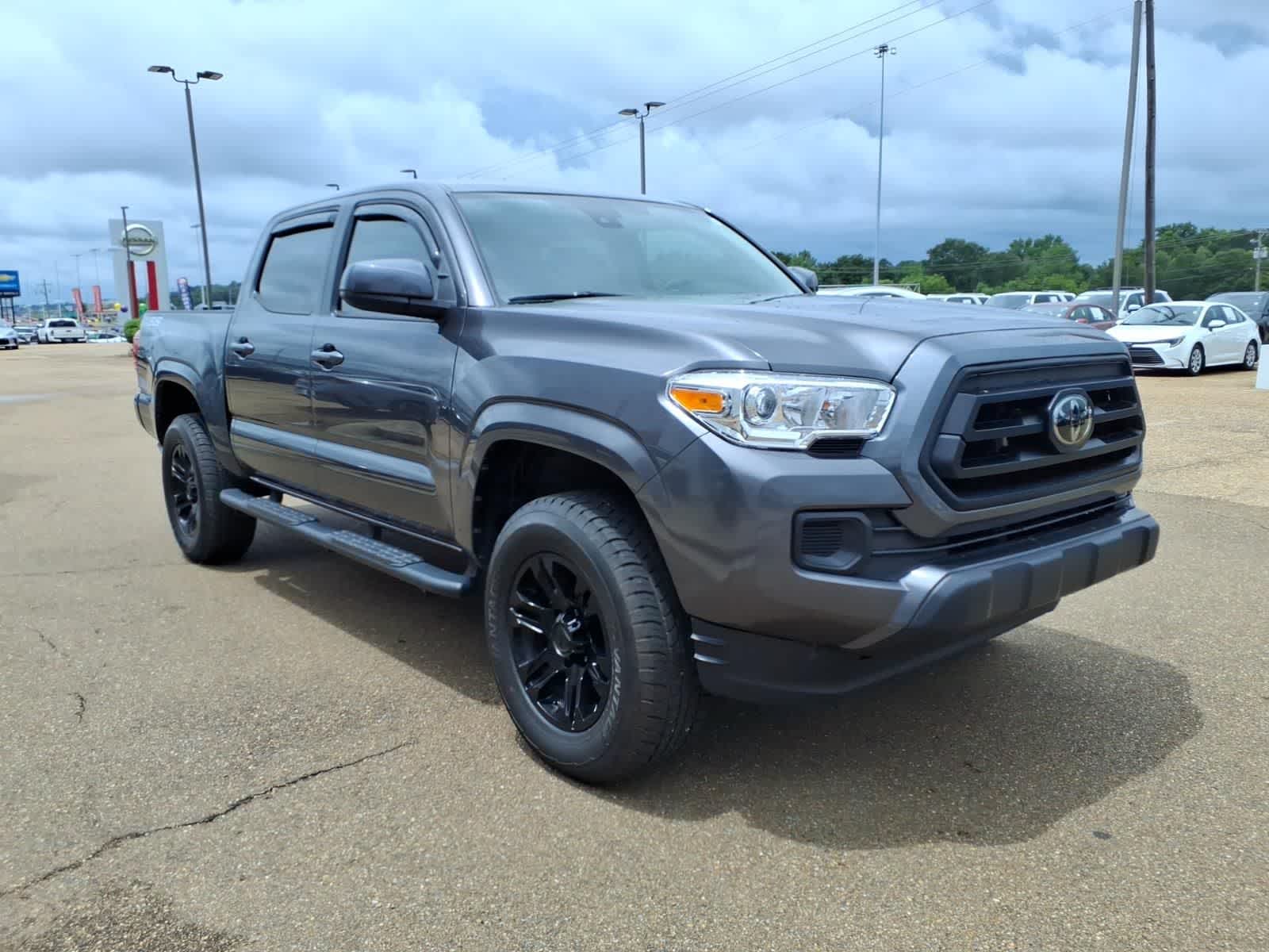 Thumbnail: 2022 Toyota Tacoma - 3
