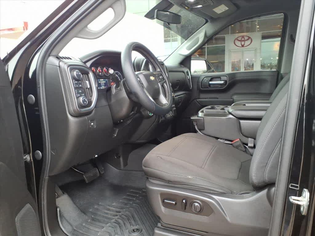 Thumbnail: 2020 Chevrolet Silverado 1500 - 27