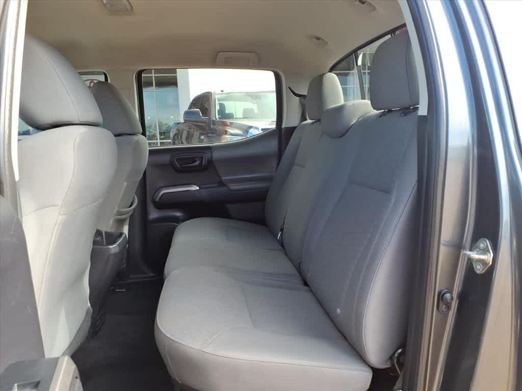 Thumbnail: 2020 Toyota Tacoma - 29