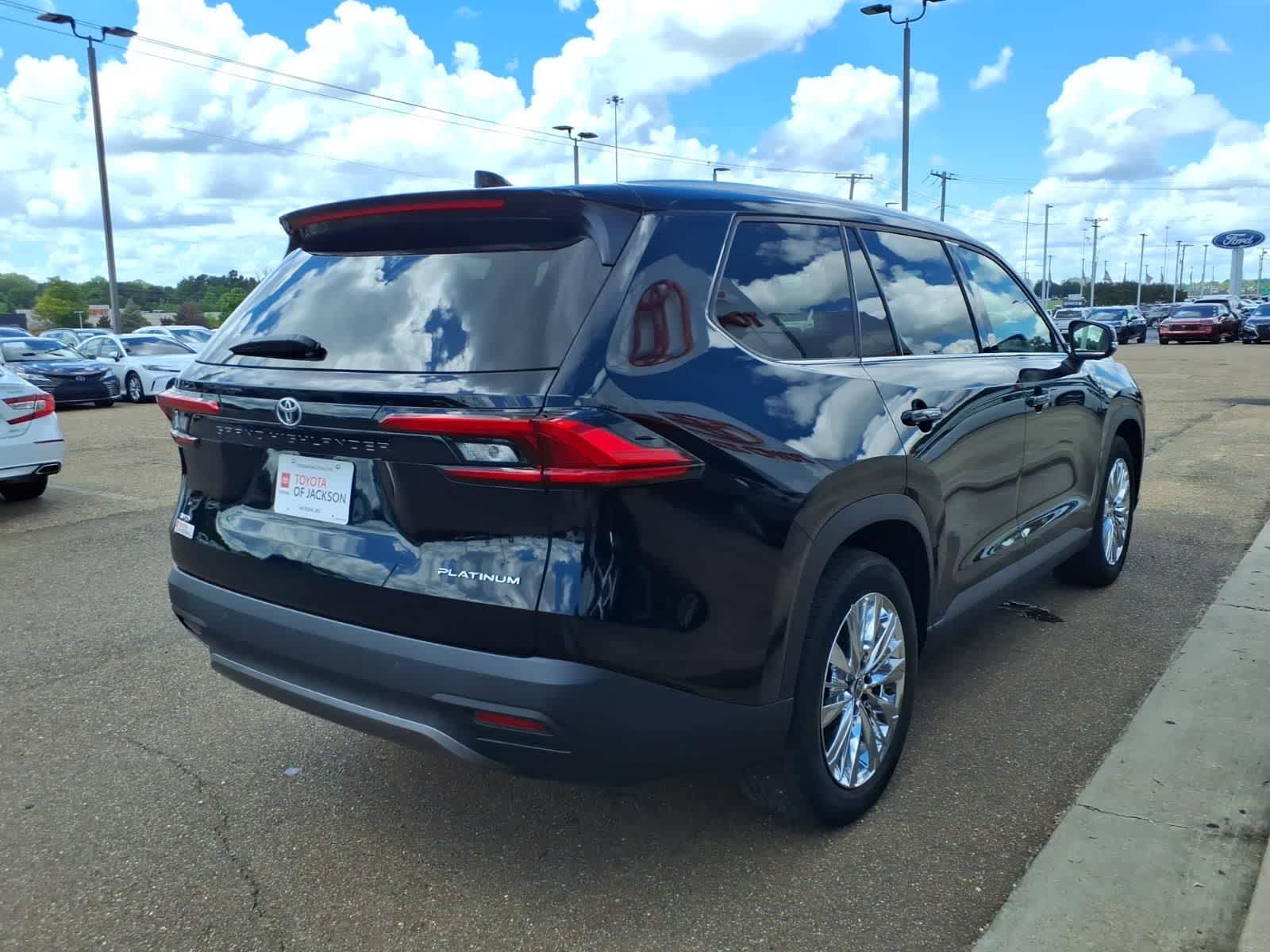Thumbnail: 2024 Toyota Grand Highlander - 5