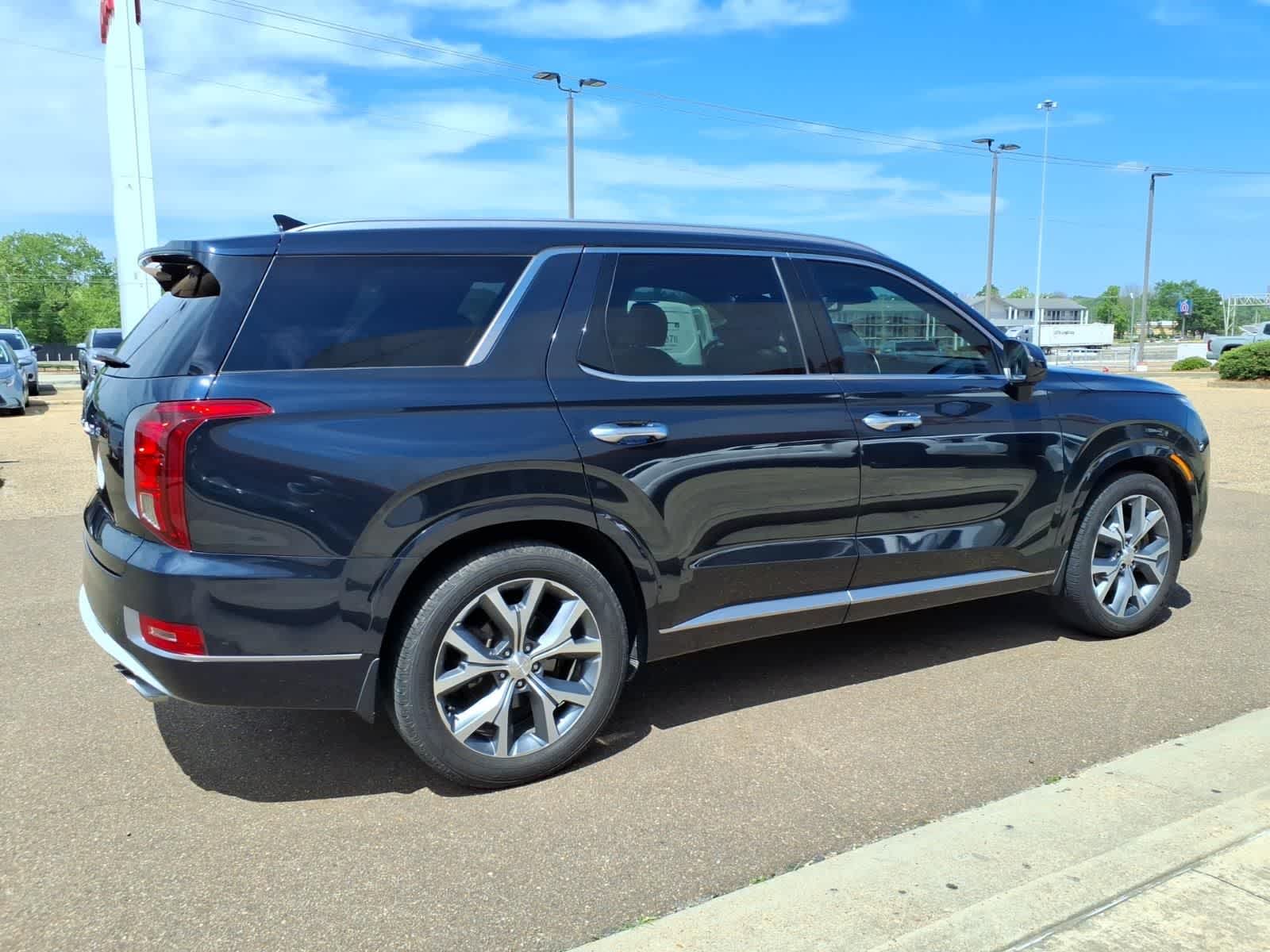 Thumbnail: 2021 Hyundai Palisade - 4