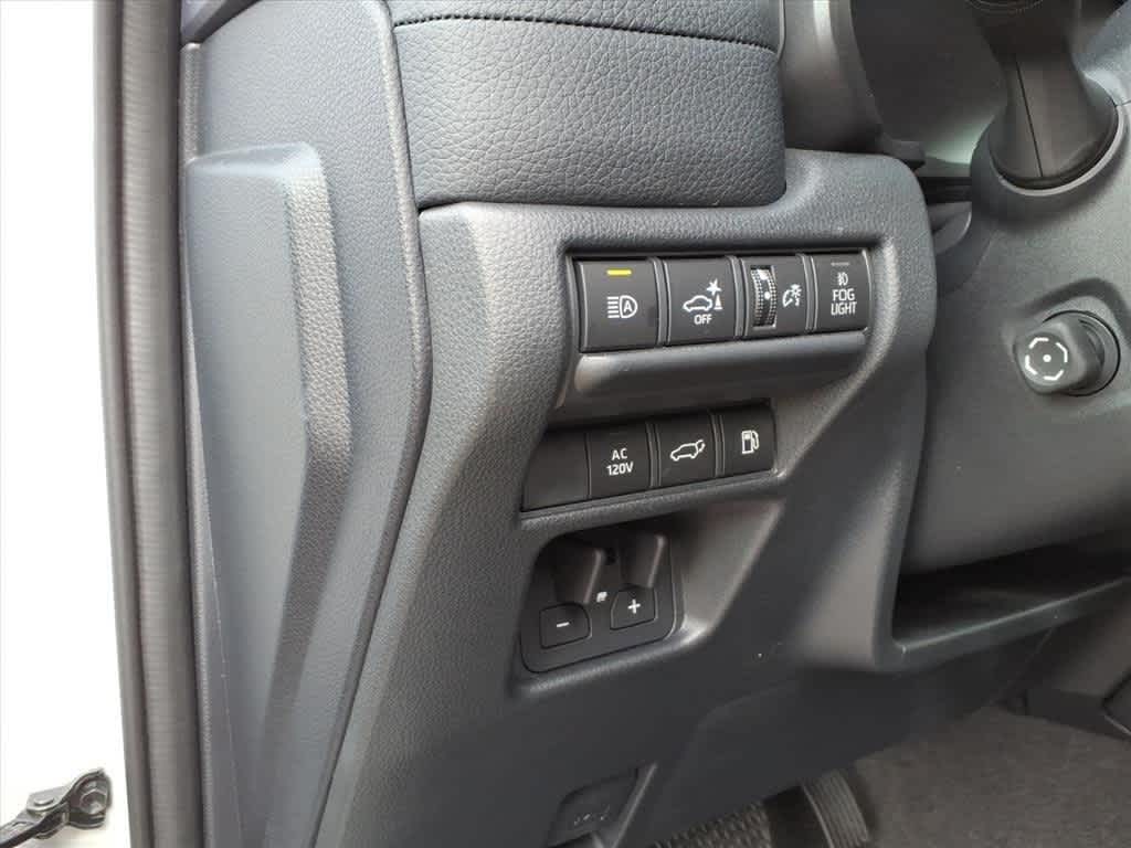 Thumbnail: 2025 Toyota Land Cruiser - 14