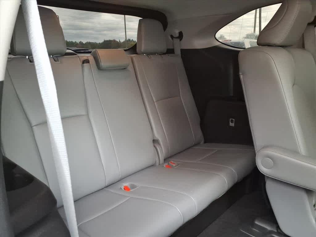 Thumbnail: 2021 Toyota Highlander - 31