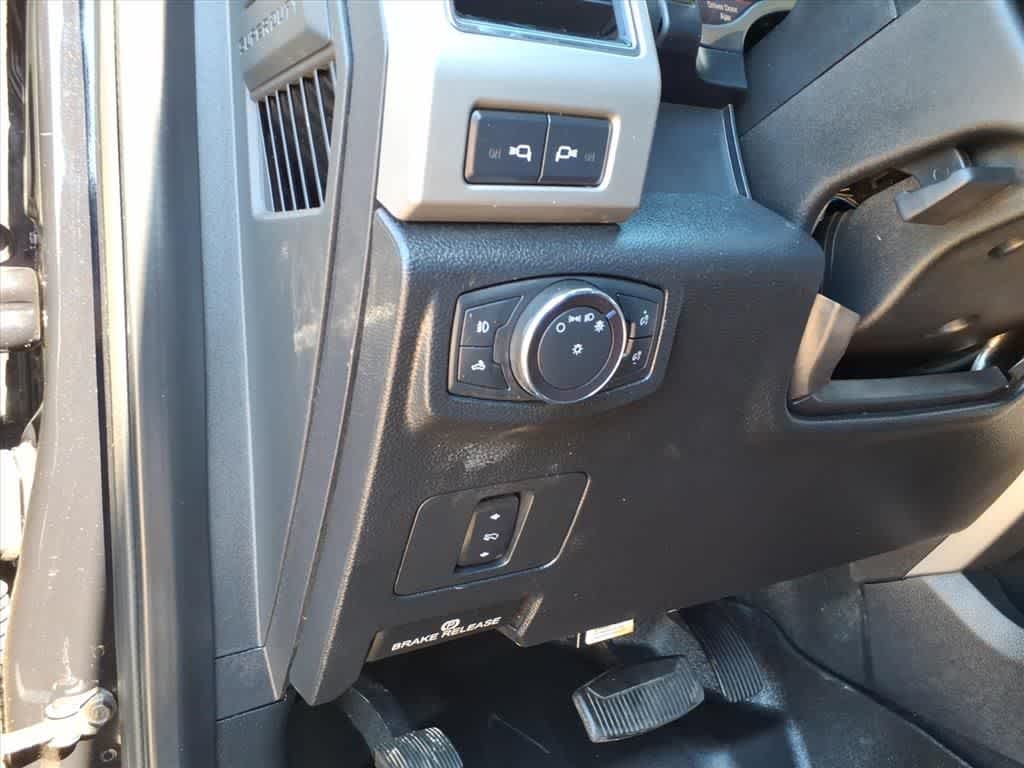 Thumbnail: 2020 Ford F-250 - 16