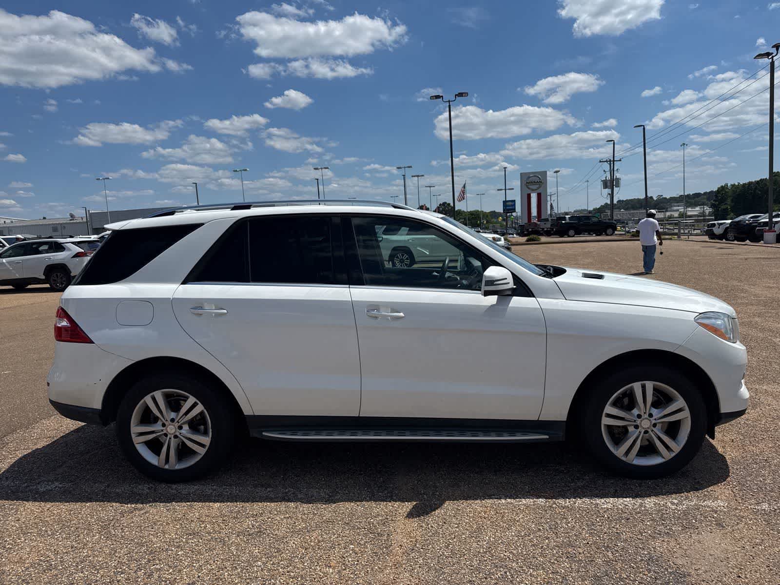 Thumbnail: 2014 Mercedes-Benz M-Class - 3