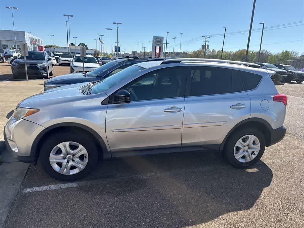 2015 Toyota RAV4 LE -
                  Jackson, MS