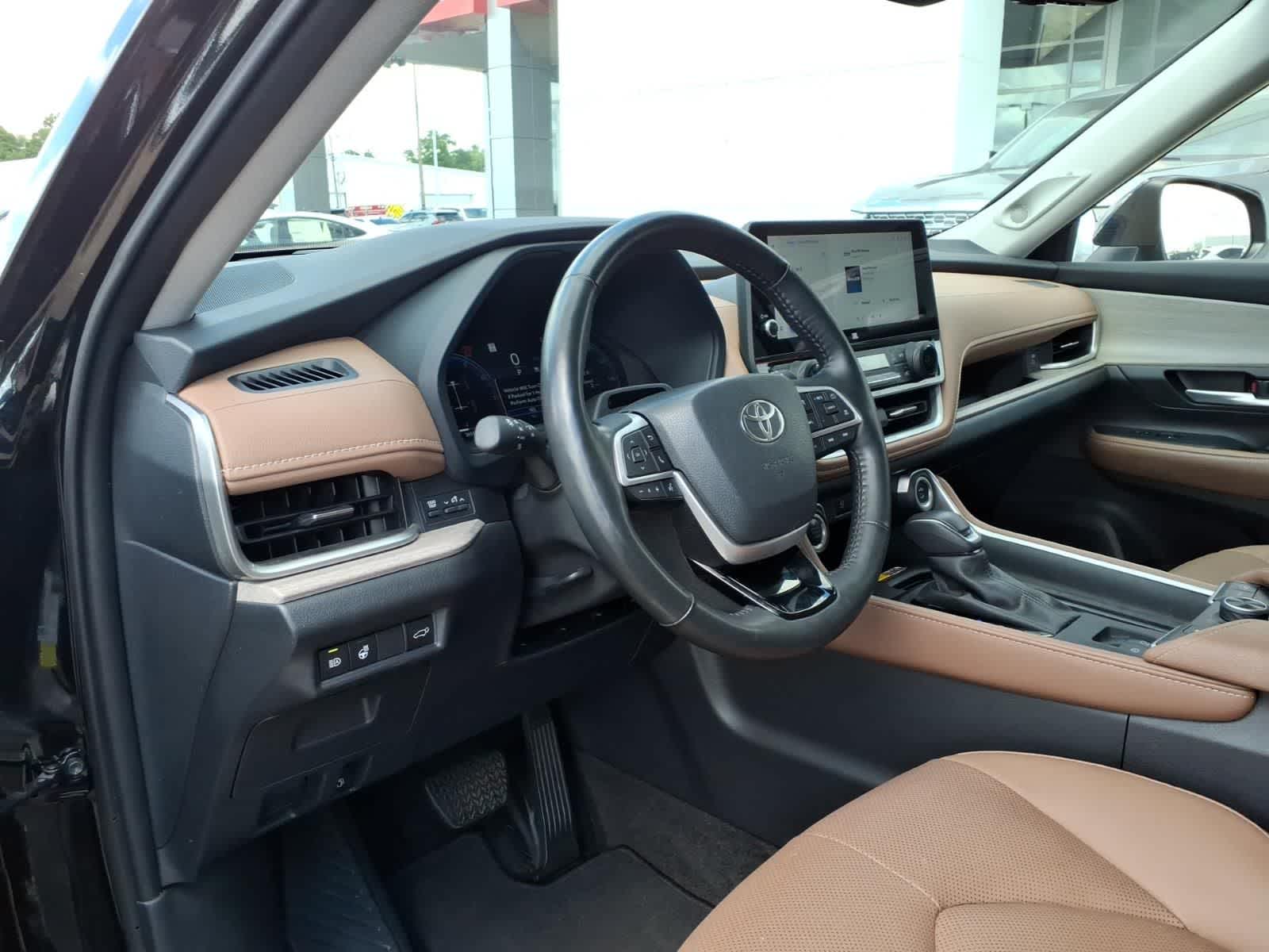 Thumbnail: 2024 Toyota Grand Highlander - 11