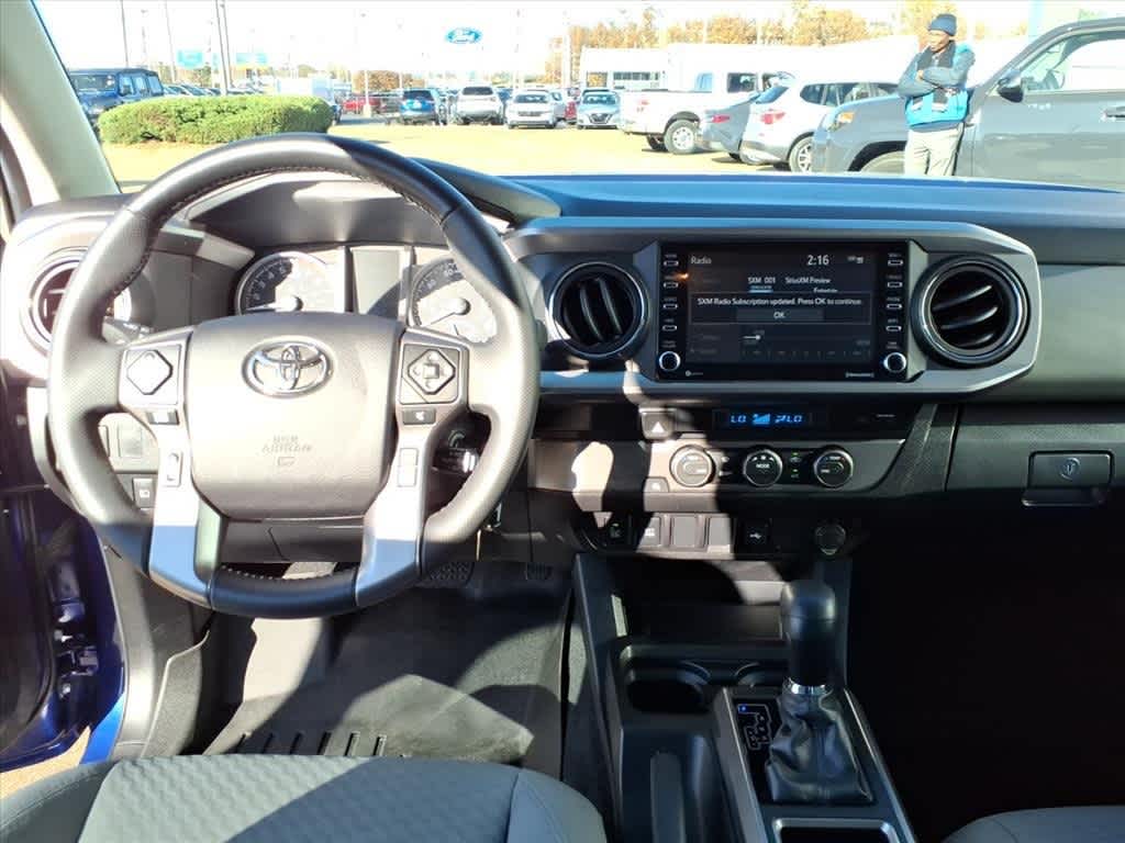 Thumbnail: 2022 Toyota Tacoma - 10