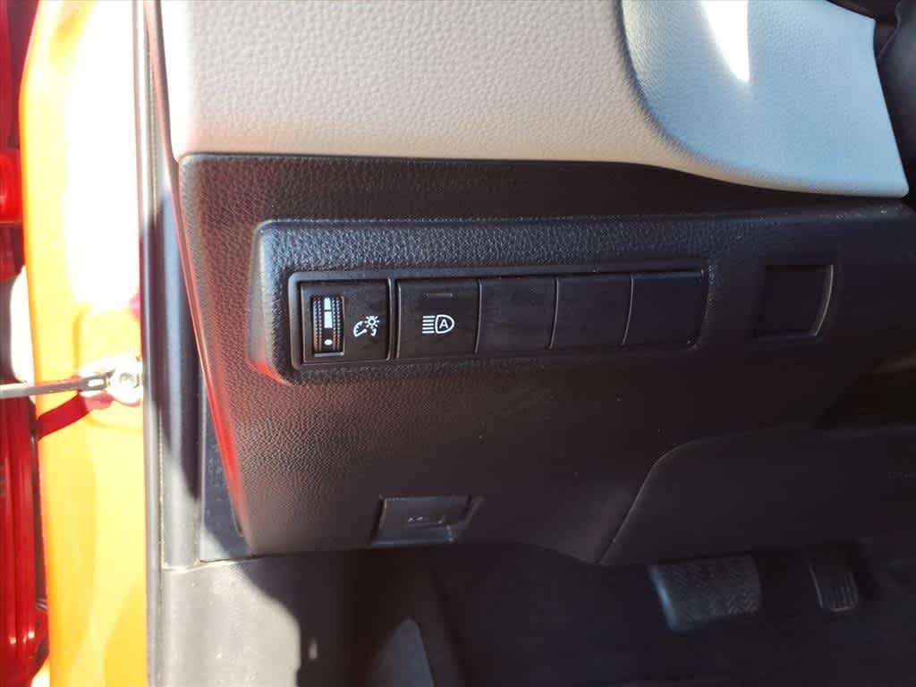 Thumbnail: 2021 Toyota Corolla - 13